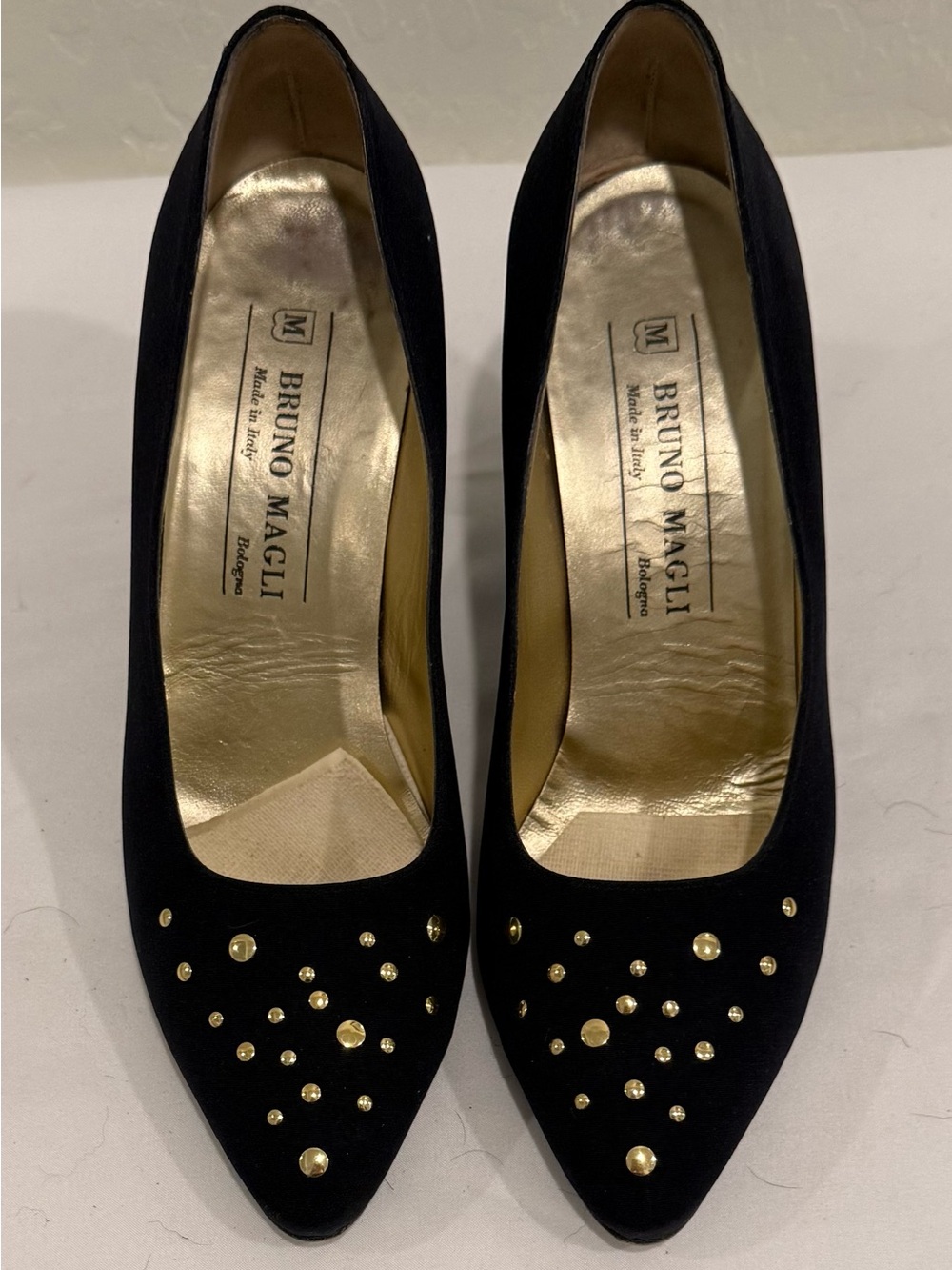 VINTAGE BRUNO MAGLI Black Suede Gold Studded Pumps - EUC - Size 7.5 B